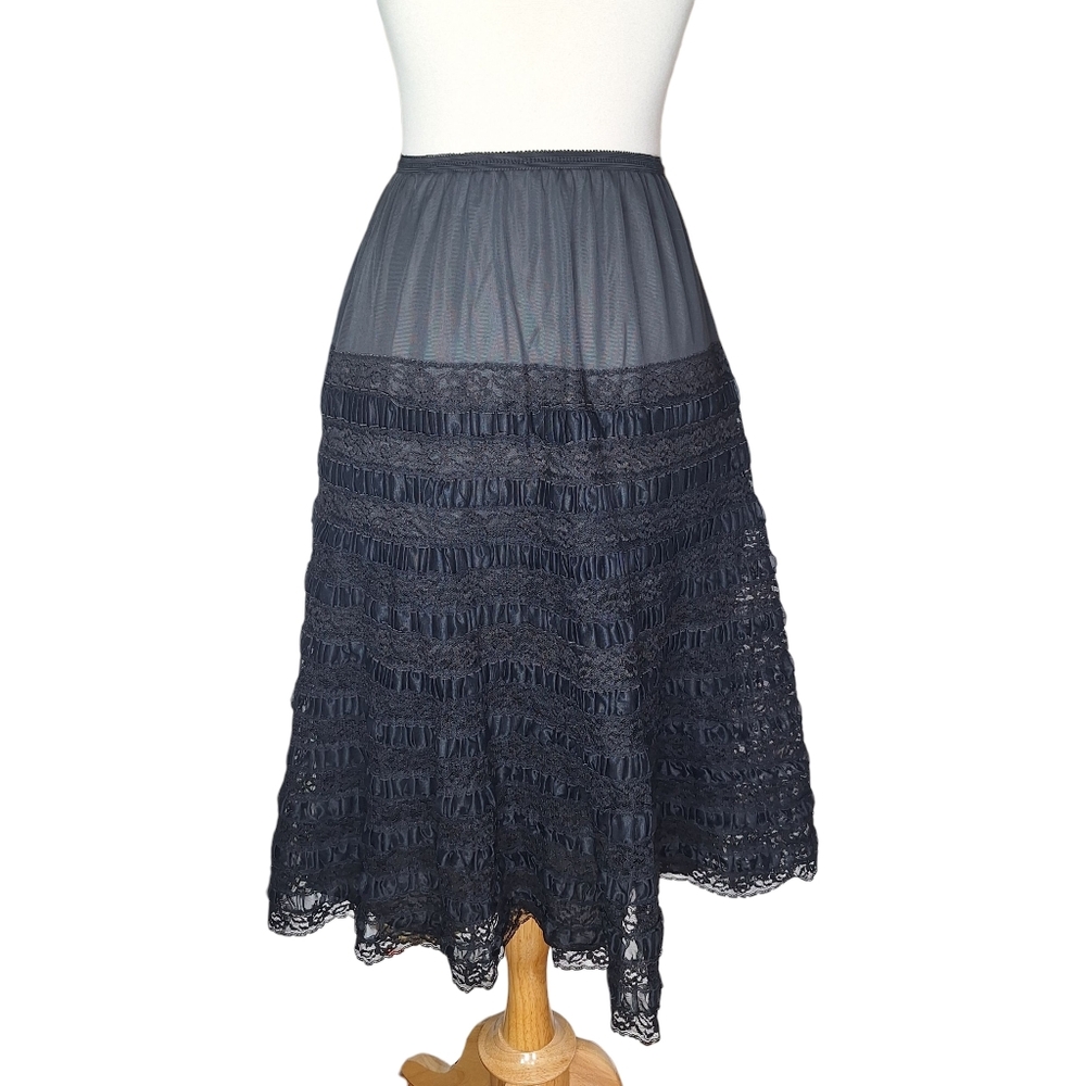 Vintage 50s Ruffle Lace Midi Slip Skirt Womens XS Small Black Pin Up Goth Boho